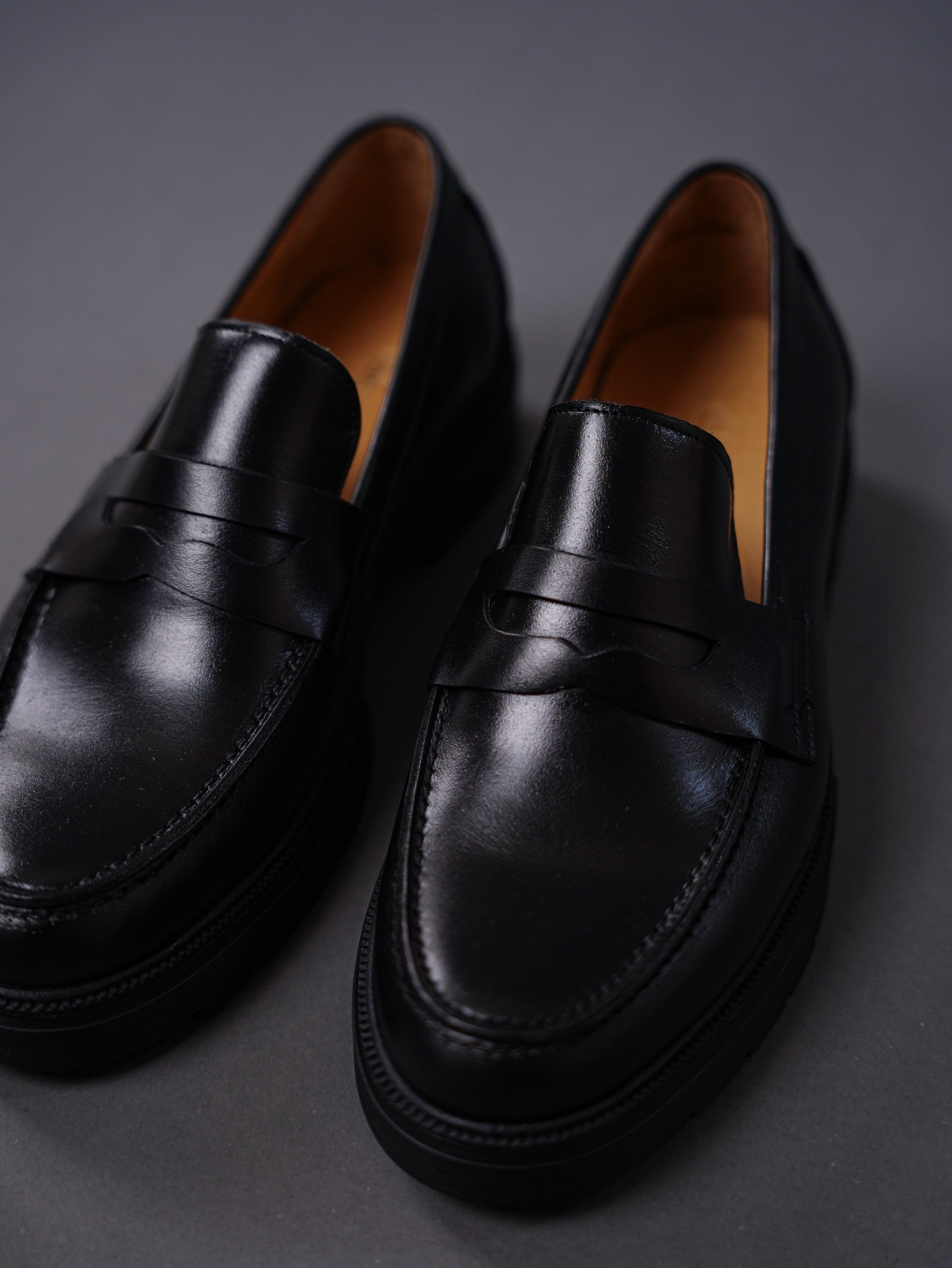 Chunky loafer-Black