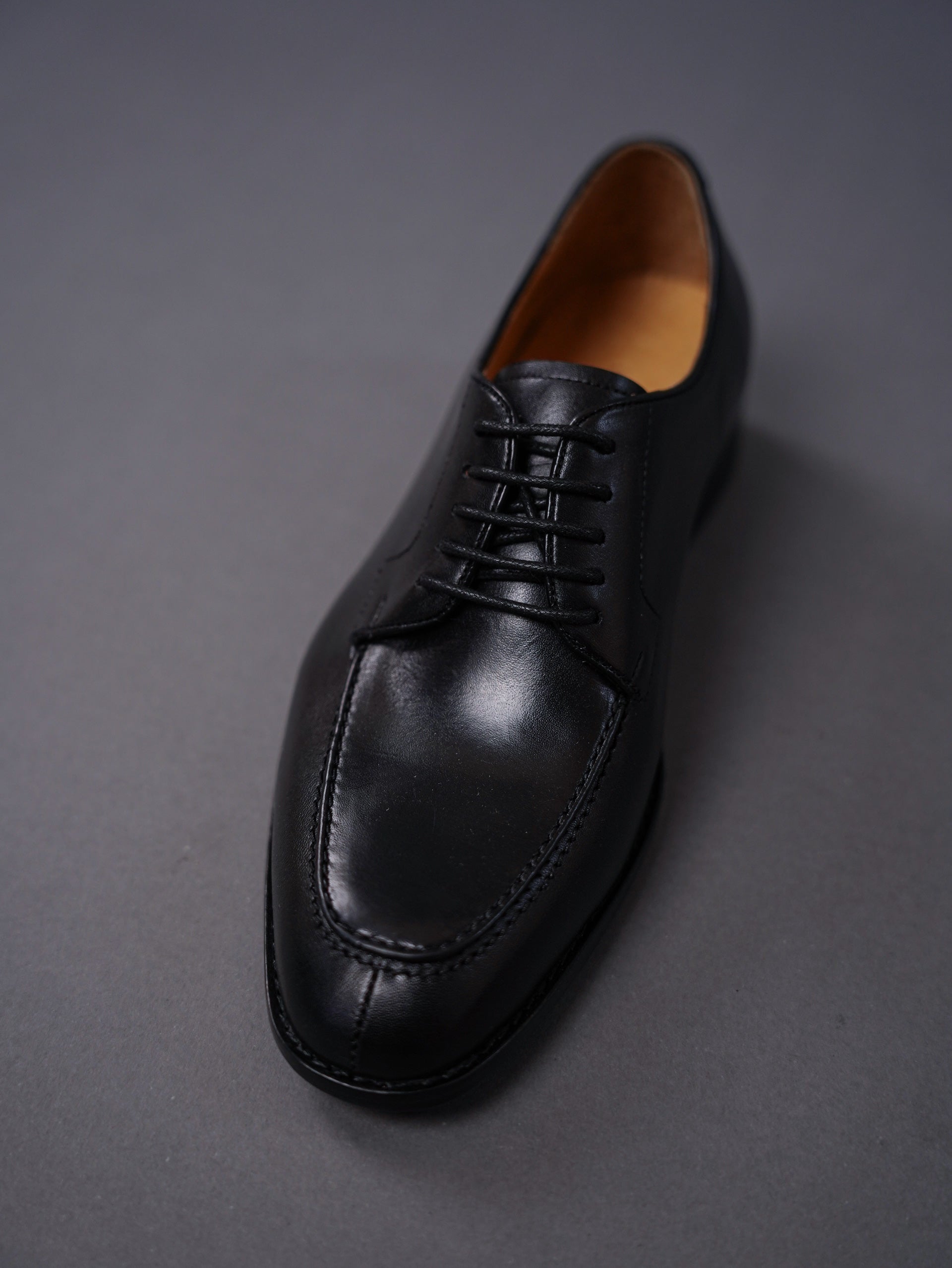 Classic shoes 2-Black