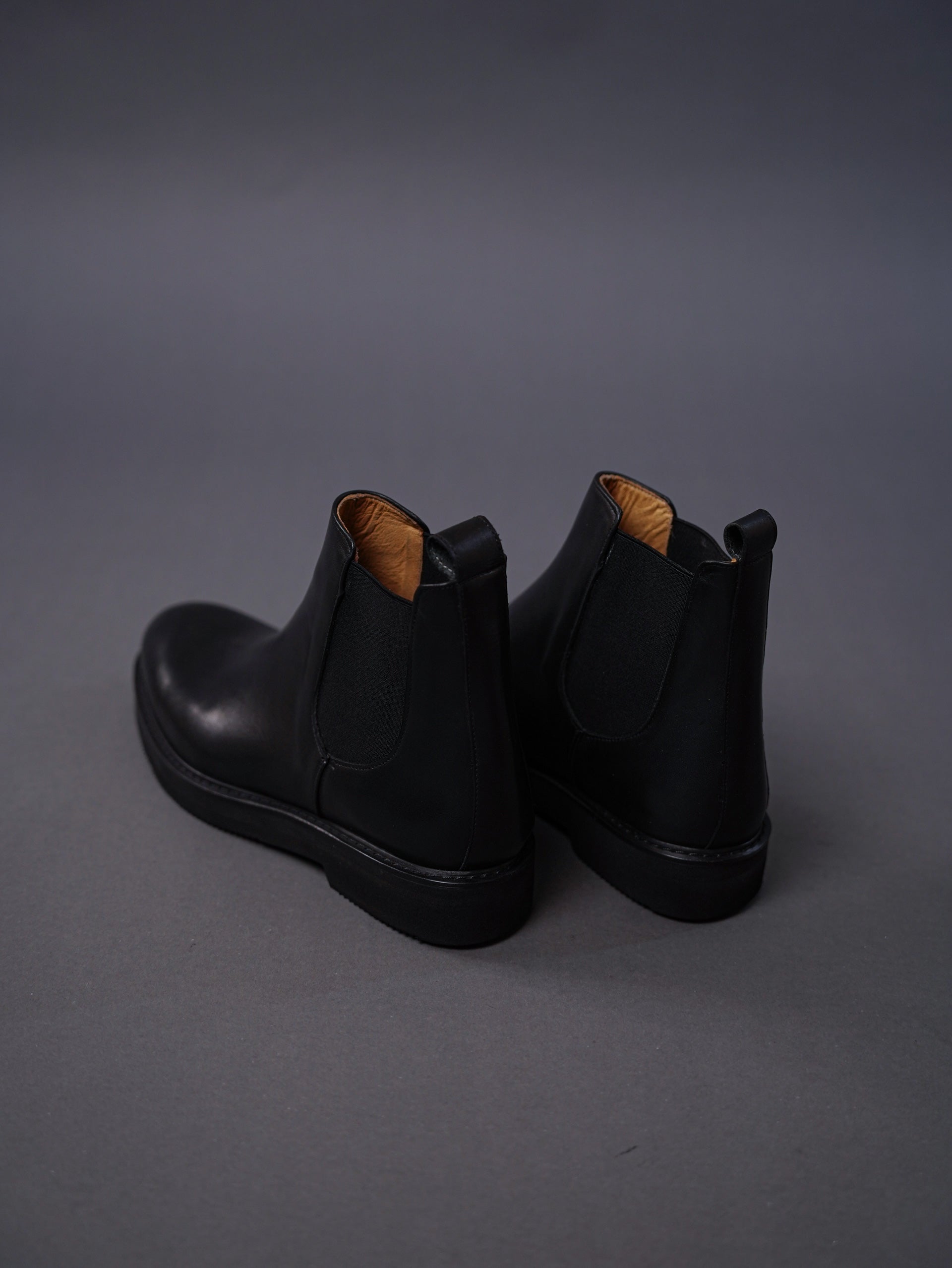 chelsea boots-Black