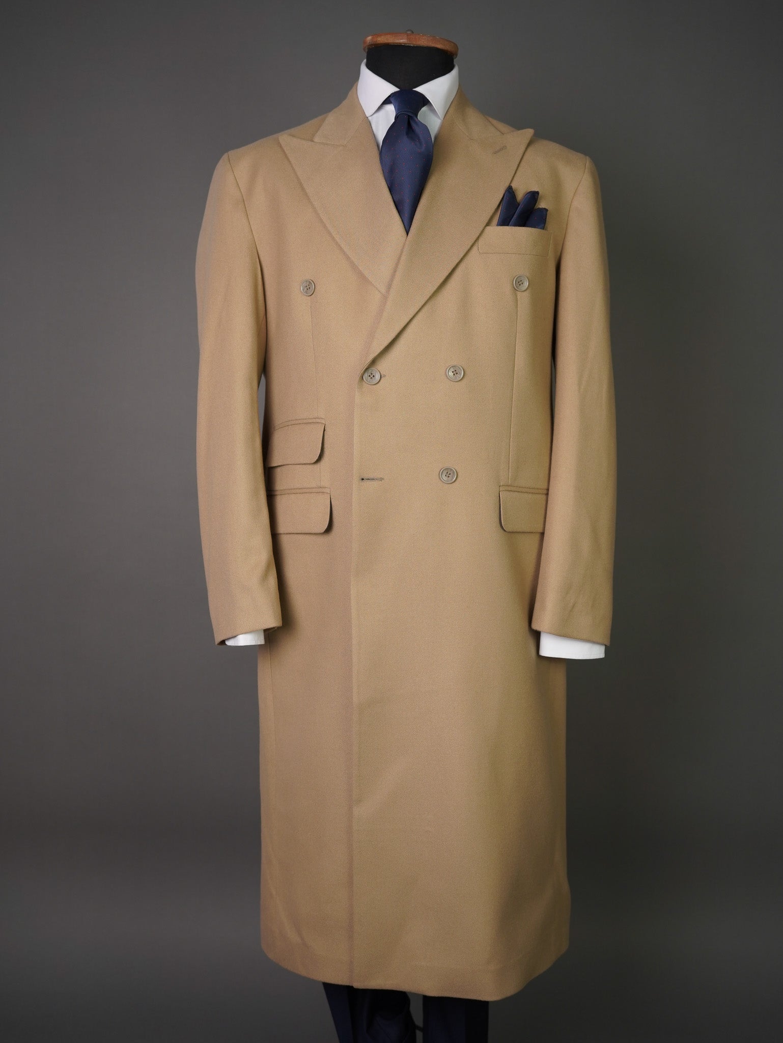 Double breasted Peak label long coat - Beige