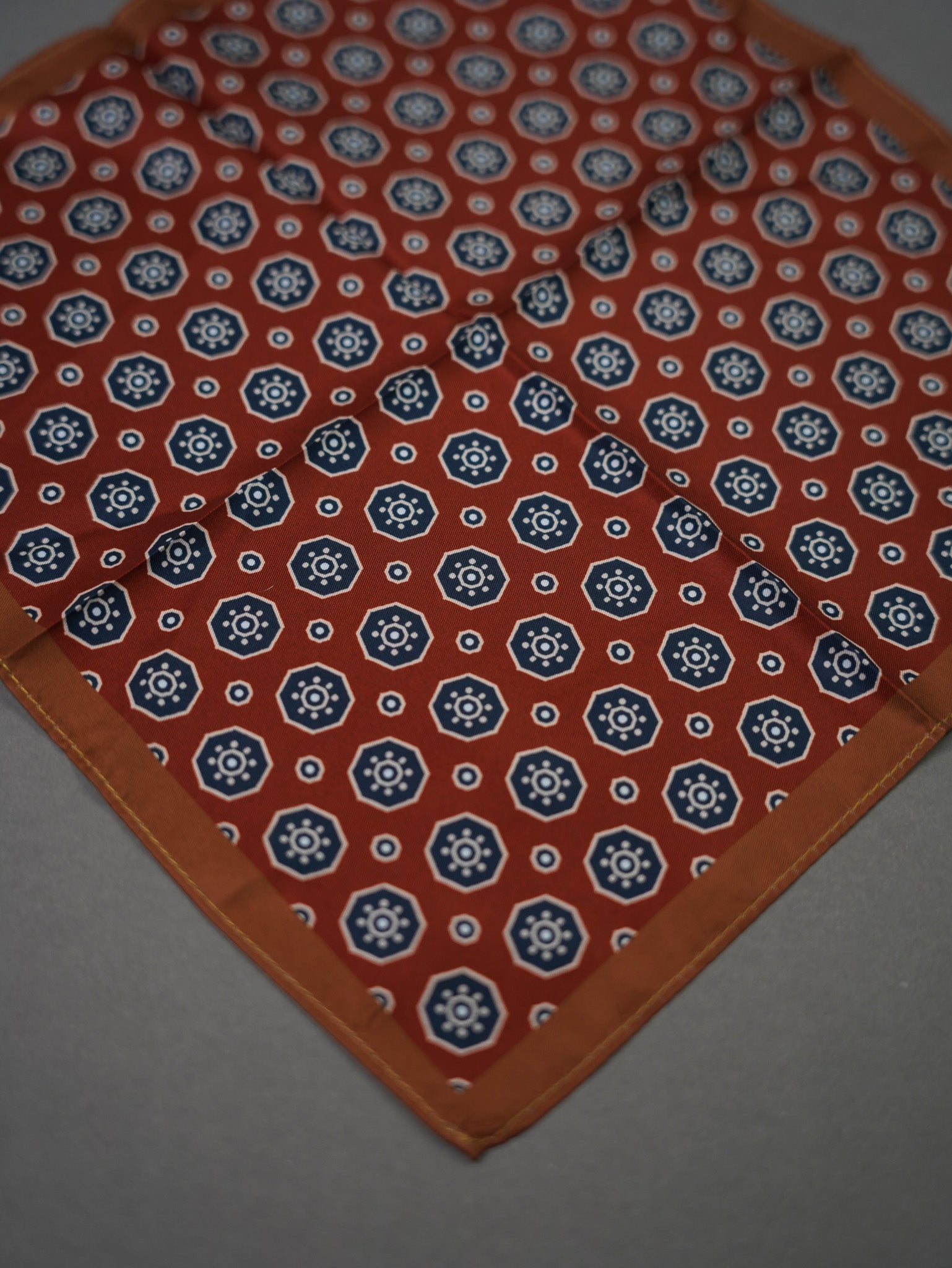 Pocket square -