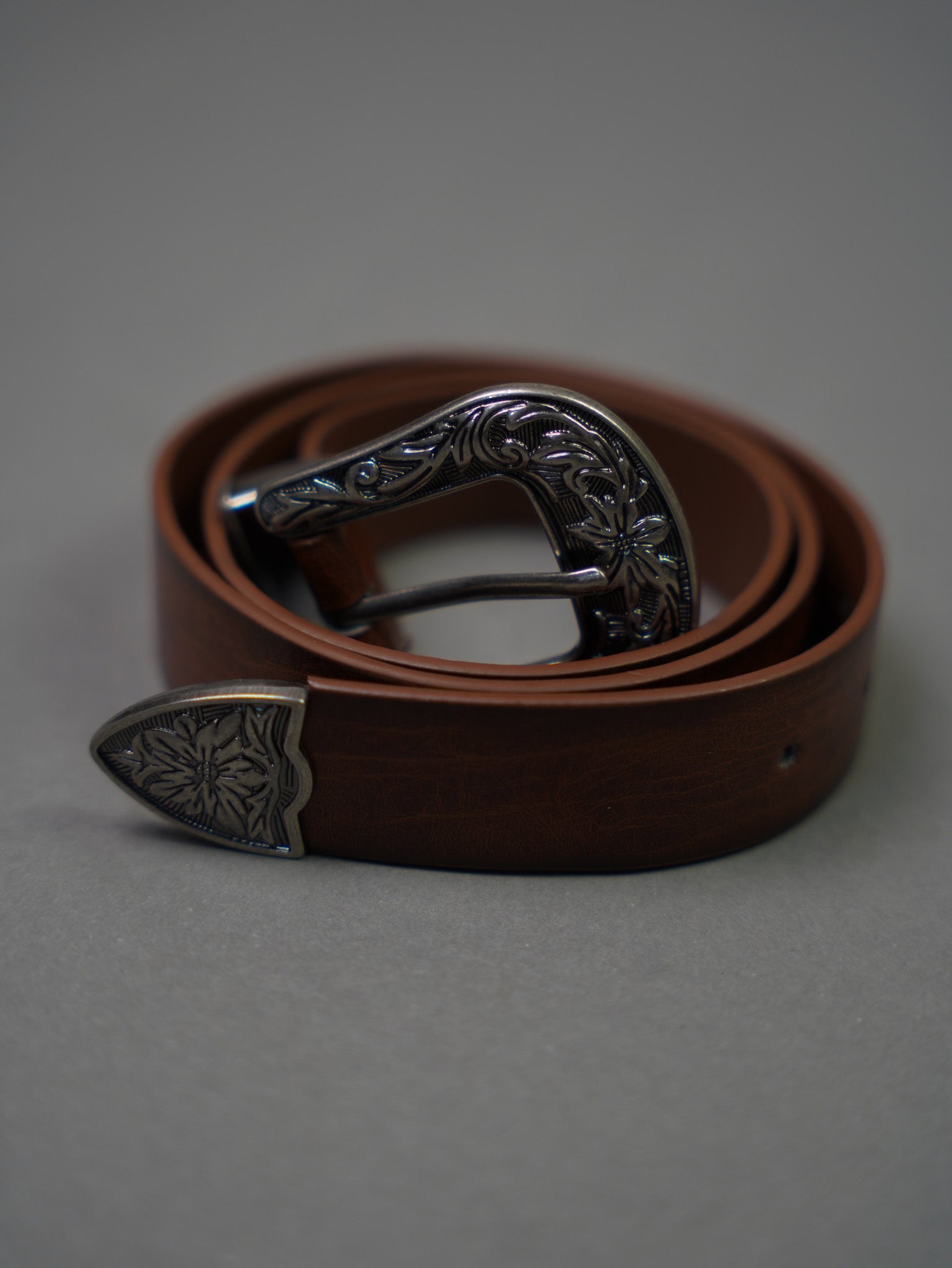 Old money leather belt