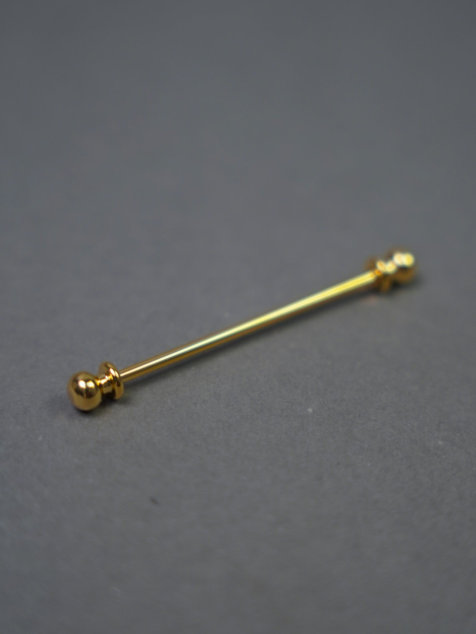 collar pin - gold