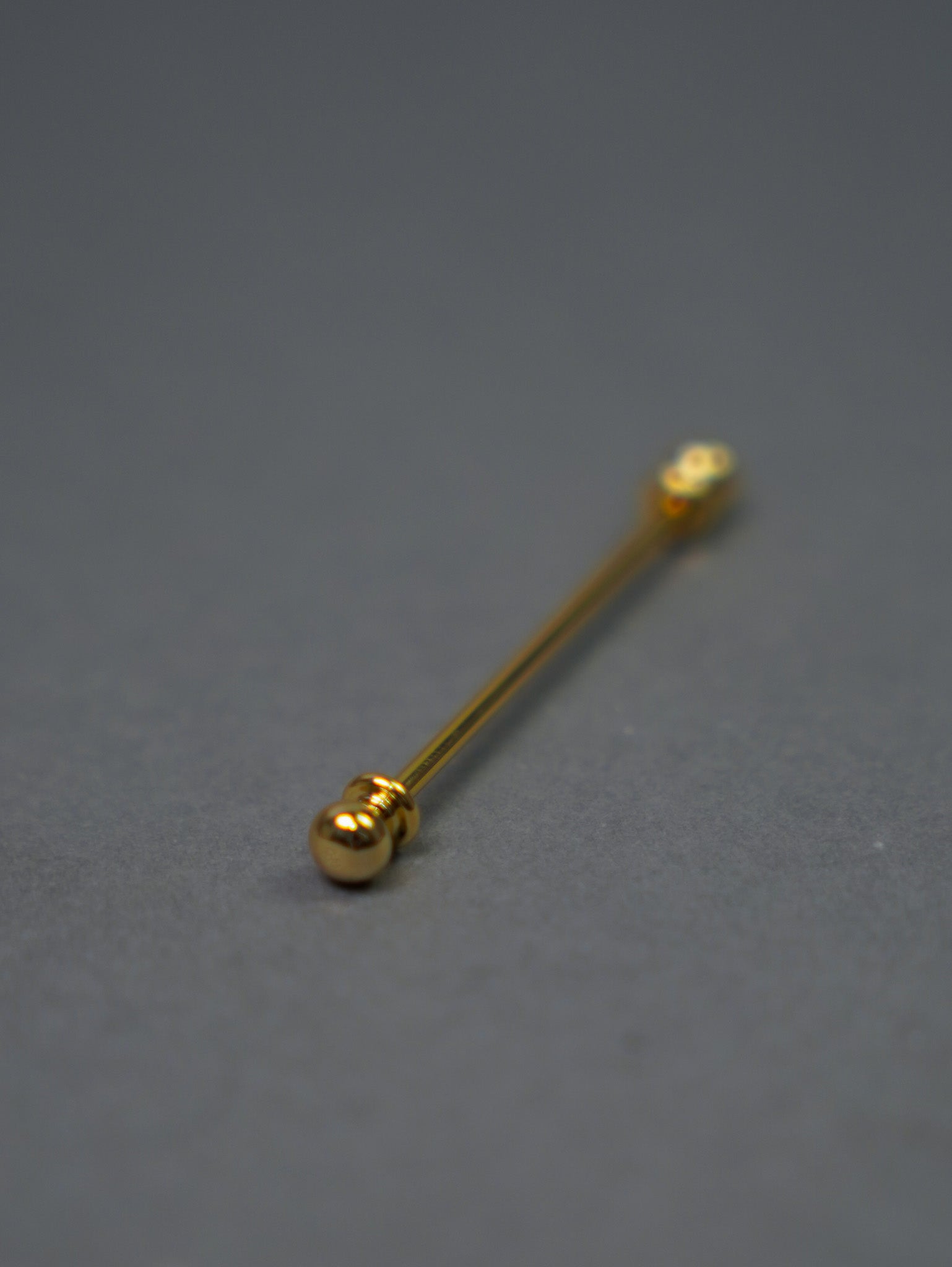 collar pin - gold