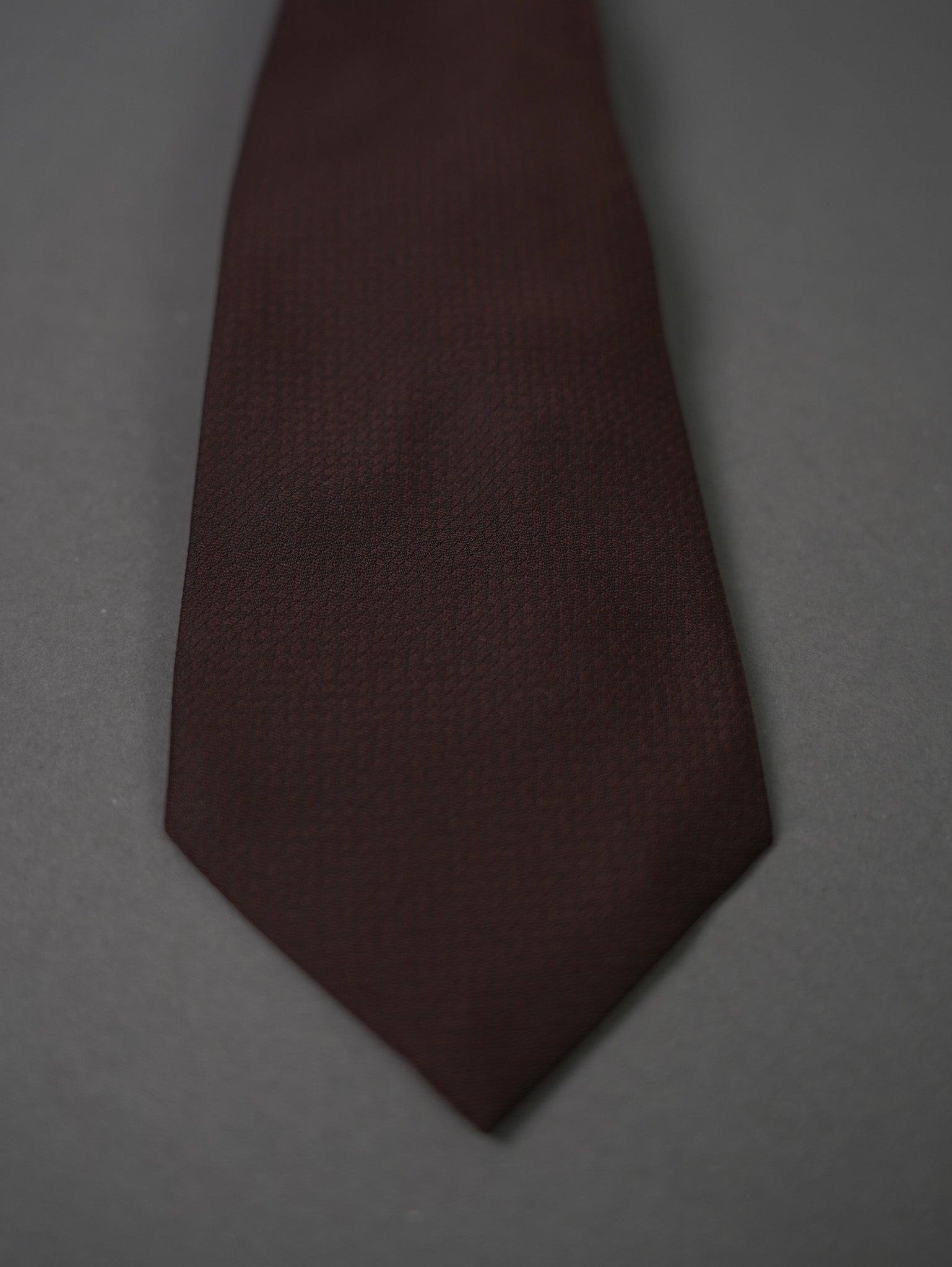 Tie with pattern